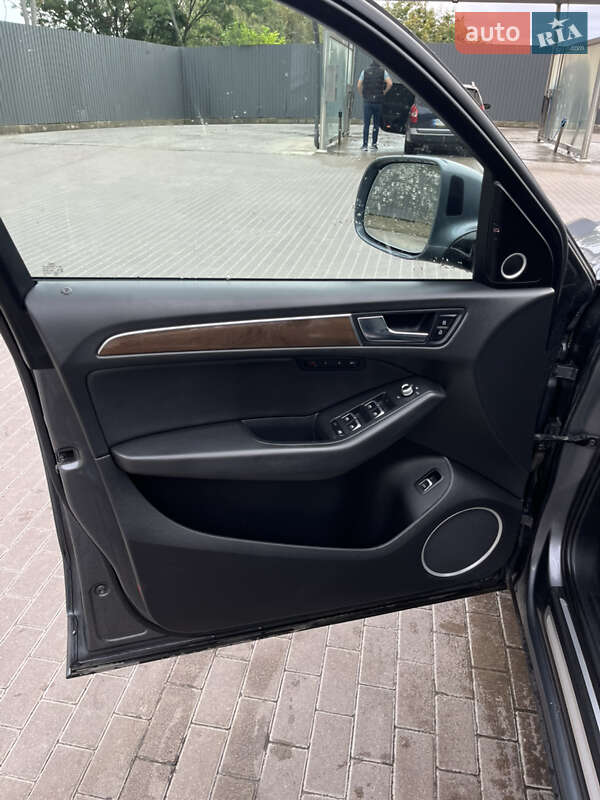 Внедорожник / Кроссовер Audi Q5 2015 в Тернополе фото 19 Внедорожник / Кроссовер Audi Q5 2015 в Тернополе