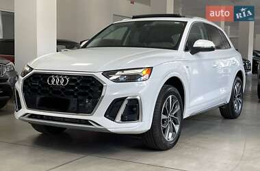 Позашляховик / Кросовер Audi Q5 2024 в Полтаві