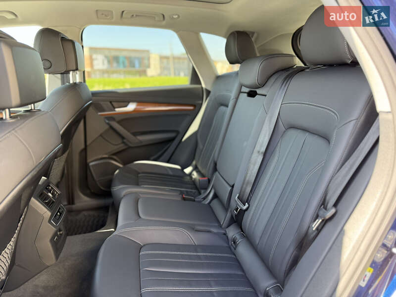 Внедорожник / Кроссовер Audi Q5 2022 в Львове