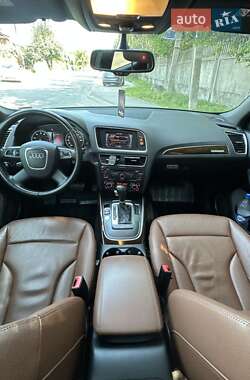 Внедорожник / Кроссовер Audi Q5 2012 в 