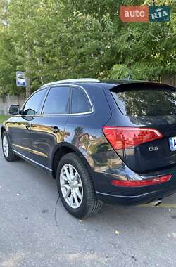 Внедорожник / Кроссовер Audi Q5 2012 в 