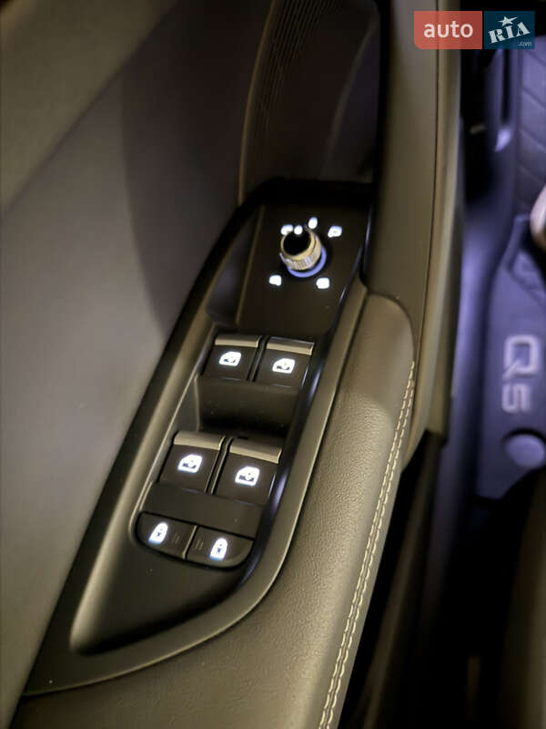 Внедорожник / Кроссовер Audi Q5 2022 в Львове фото 32 Внедорожник / Кроссовер Audi Q5 2022 в Львове