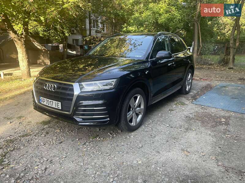 Внедорожник / Кроссовер Audi Q5 2018 в Запорожье