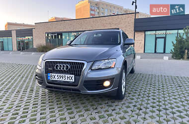 Внедорожник / Кроссовер Audi Q5 2011 в 