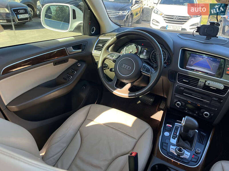 Позашляховик / Кросовер Audi Q5 2014 в Львові
