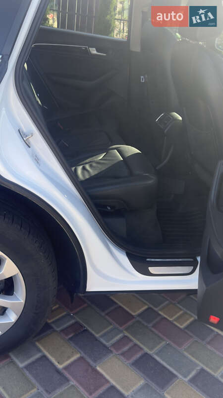 Внедорожник / Кроссовер Audi Q5 2014 в Полтаве