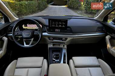 Внедорожник / Кроссовер Audi Q5 2021 в Киеве