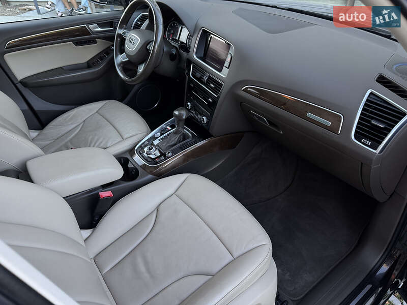 Позашляховик / Кросовер Audi Q5 2016 в Самборі