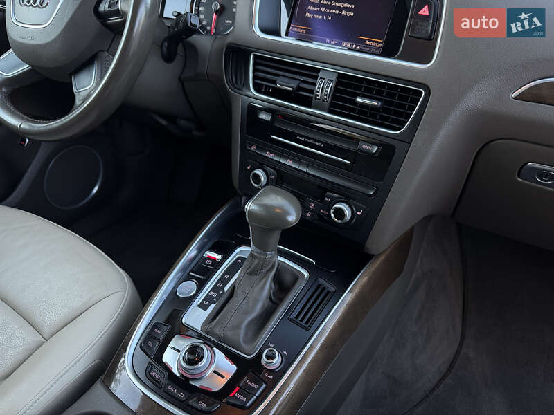 Позашляховик / Кросовер Audi Q5 2016 в Самборі