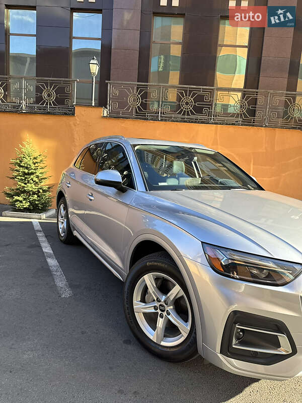 Позашляховик / Кросовер Audi Q5 2022 в Одесі