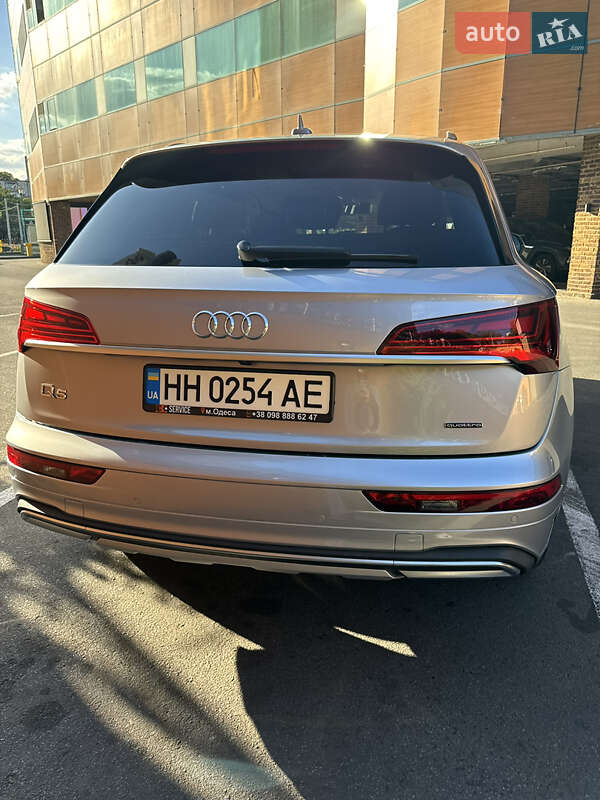 Позашляховик / Кросовер Audi Q5 2022 в Одесі