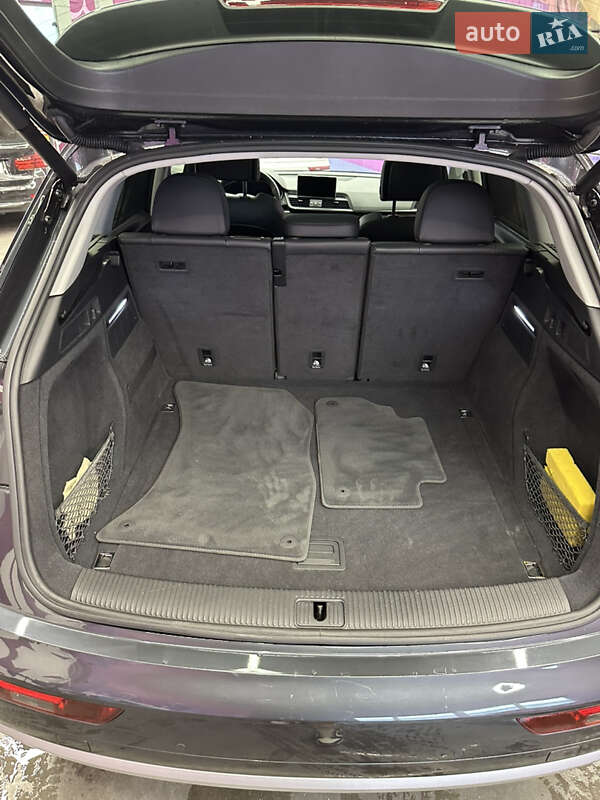 Внедорожник / Кроссовер Audi Q5 2019 в Киеве