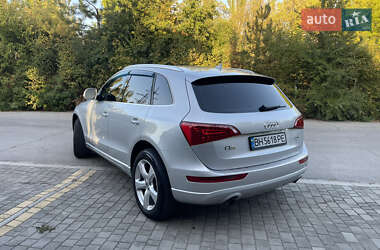Внедорожник / Кроссовер Audi Q5 2012 в 