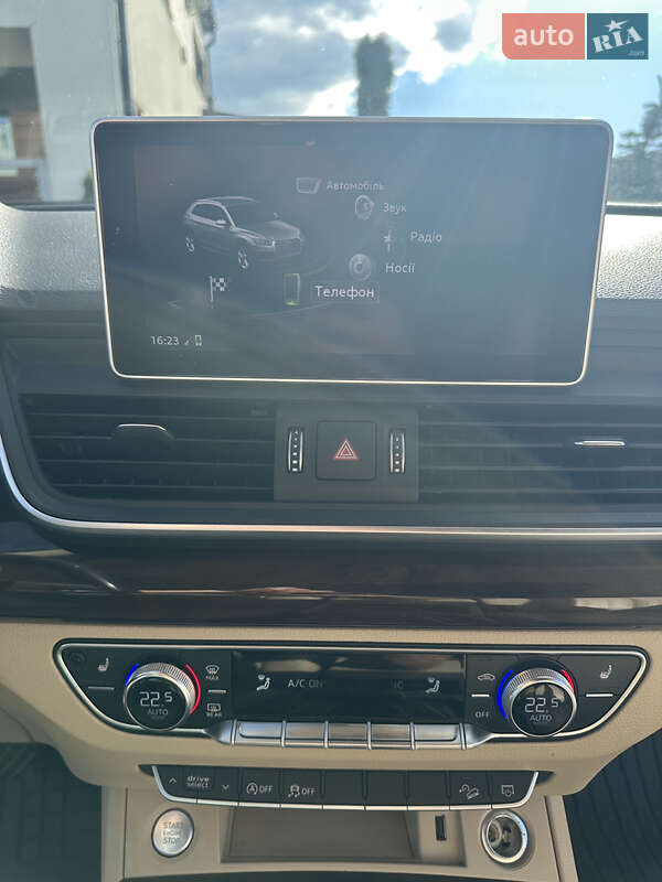 Внедорожник / Кроссовер Audi Q5 2018 в Стрые