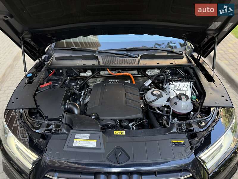 Позашляховик / Кросовер Audi Q5 2020 в Броварах