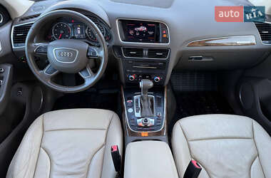 Внедорожник / Кроссовер Audi Q5 2015 в 