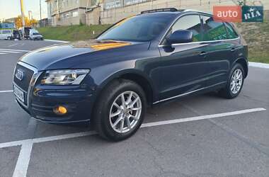 Позашляховик / Кросовер Audi Q5 2012 в 
