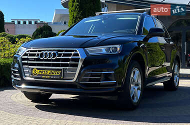 Позашляховик / Кросовер Audi Q5 2019 в 