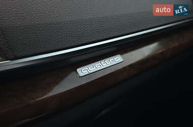 Внедорожник / Кроссовер Audi Q5 2016 в 