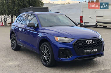 Внедорожник / Кроссовер Audi Q5 2021 в 