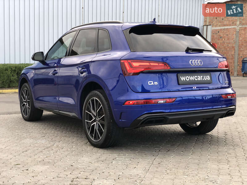 Внедорожник / Кроссовер Audi Q5 2021 в Черновцах