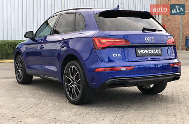 Внедорожник / Кроссовер Audi Q5 2021 в 