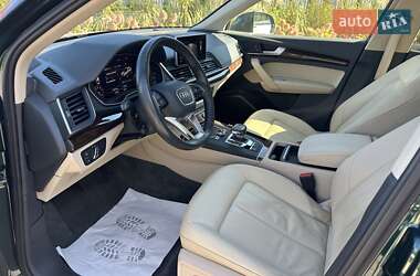 Внедорожник / Кроссовер Audi Q5 2017 в 