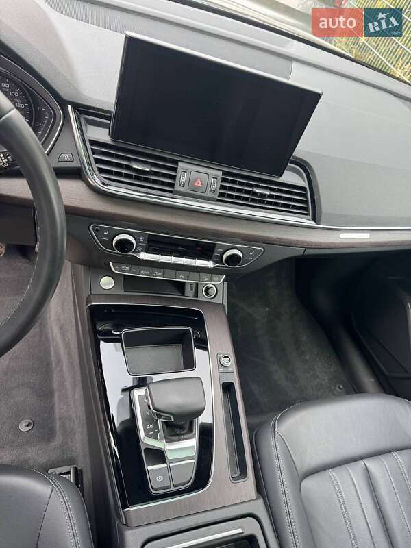 Внедорожник / Кроссовер Audi Q5 2021 в Львове фото 14 Внедорожник / Кроссовер Audi Q5 2021 в Львове