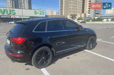Внедорожник / Кроссовер Audi Q5 2015 в 