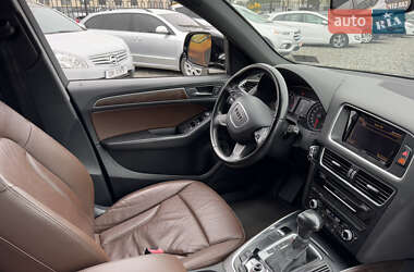 Позашляховик / Кросовер Audi Q5 2015 в 