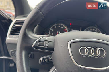 Позашляховик / Кросовер Audi Q5 2015 в 