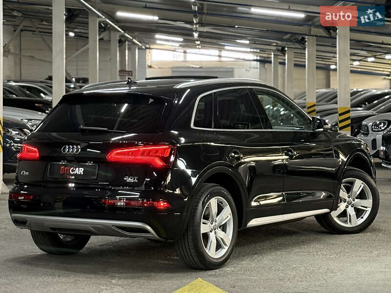 Внедорожник / Кроссовер Audi Q5 2018 в Одессе