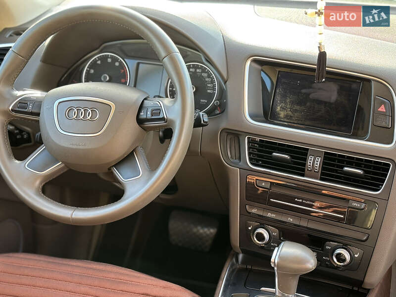 Внедорожник / Кроссовер Audi Q5 2014 в Виннице