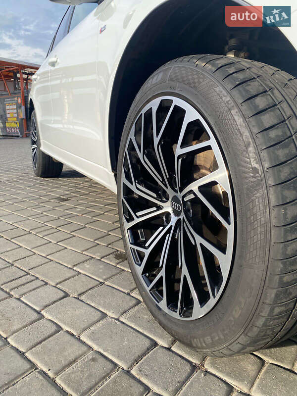 Позашляховик / Кросовер Audi Q5 2012 в Мукачевому