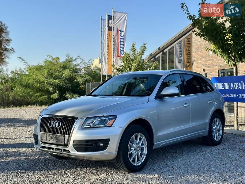 Внедорожник / Кроссовер Audi Q5 2010 в Виннице