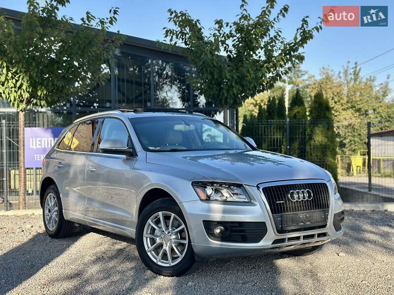 Позашляховик / Кросовер Audi Q5 2010 в 