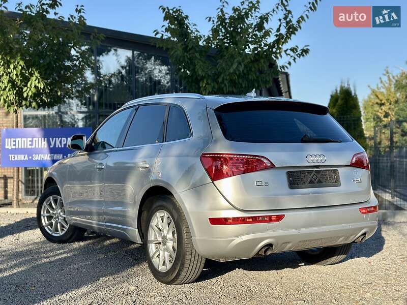 Внедорожник / Кроссовер Audi Q5 2010 в Виннице