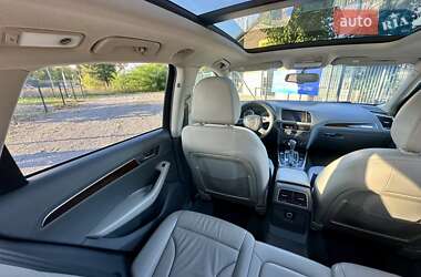 Позашляховик / Кросовер Audi Q5 2010 в 