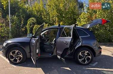 Внедорожник / Кроссовер Audi Q5 2013 в 