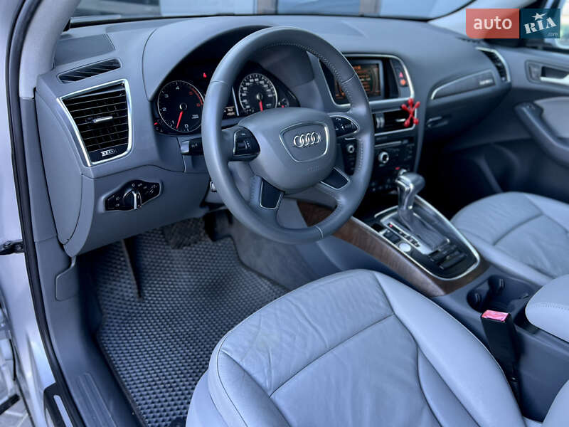 Позашляховик / Кросовер Audi Q5 2014 в Одесі
