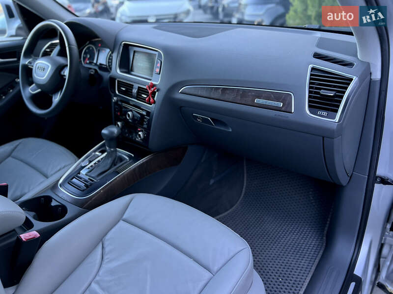Позашляховик / Кросовер Audi Q5 2014 в Одесі
