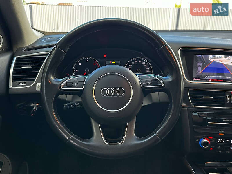 Позашляховик / Кросовер Audi Q5 2015 в Дніпрі