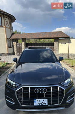 Внедорожник / Кроссовер Audi Q5 2020 в Новомосковске