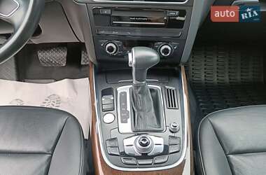 Позашляховик / Кросовер Audi Q5 2016 в 