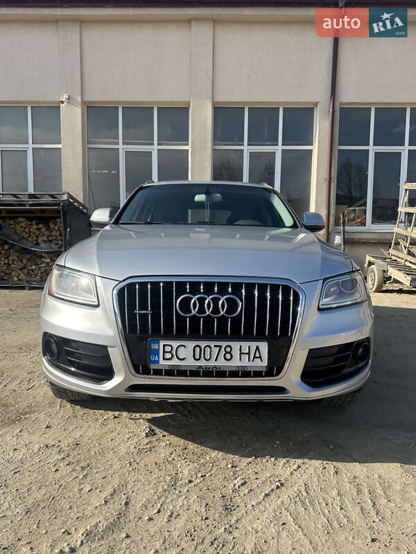 Позашляховик / Кросовер Audi Q5 2012 в 