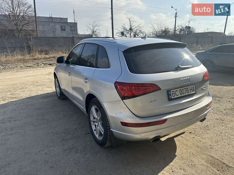 Внедорожник / Кроссовер Audi Q5 2012 в Львове