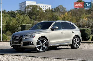 Внедорожник / Кроссовер Audi Q5 2015 в 