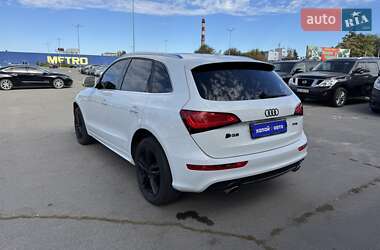 Позашляховик / Кросовер Audi Q5 2016 в 