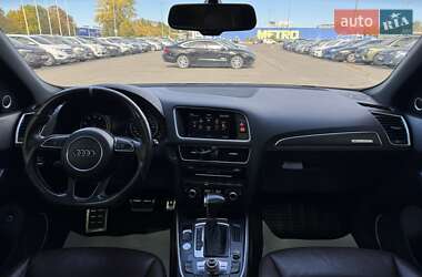 Позашляховик / Кросовер Audi Q5 2016 в 