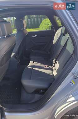 Внедорожник / Кроссовер Audi Q5 2022 в 